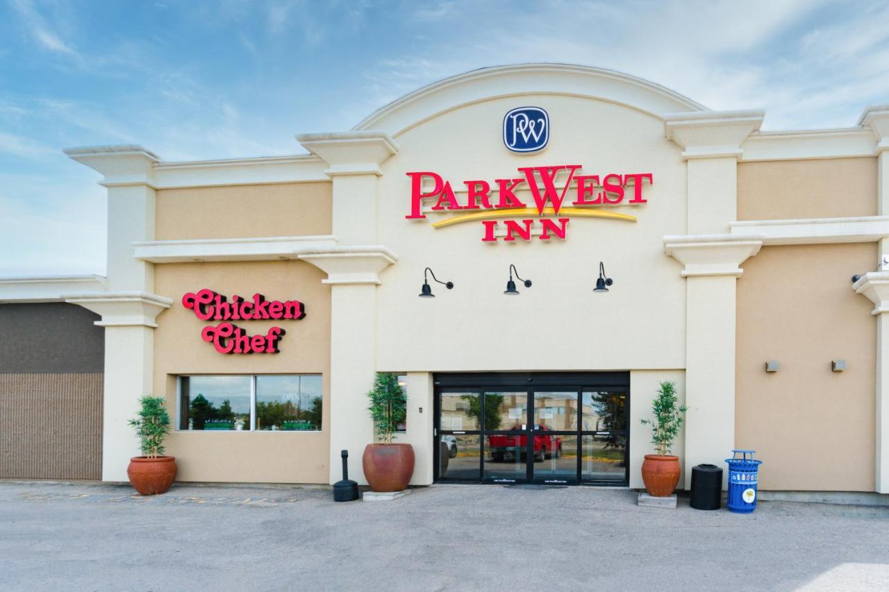 Park West Inn وينيبج المظهر الخارجي الصورة