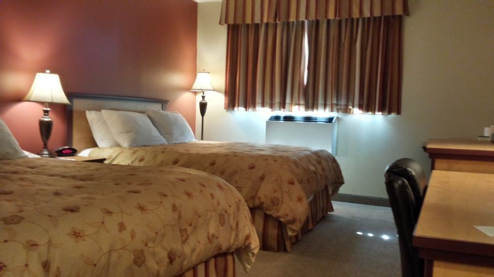 Park West Inn وينيبج المظهر الخارجي الصورة